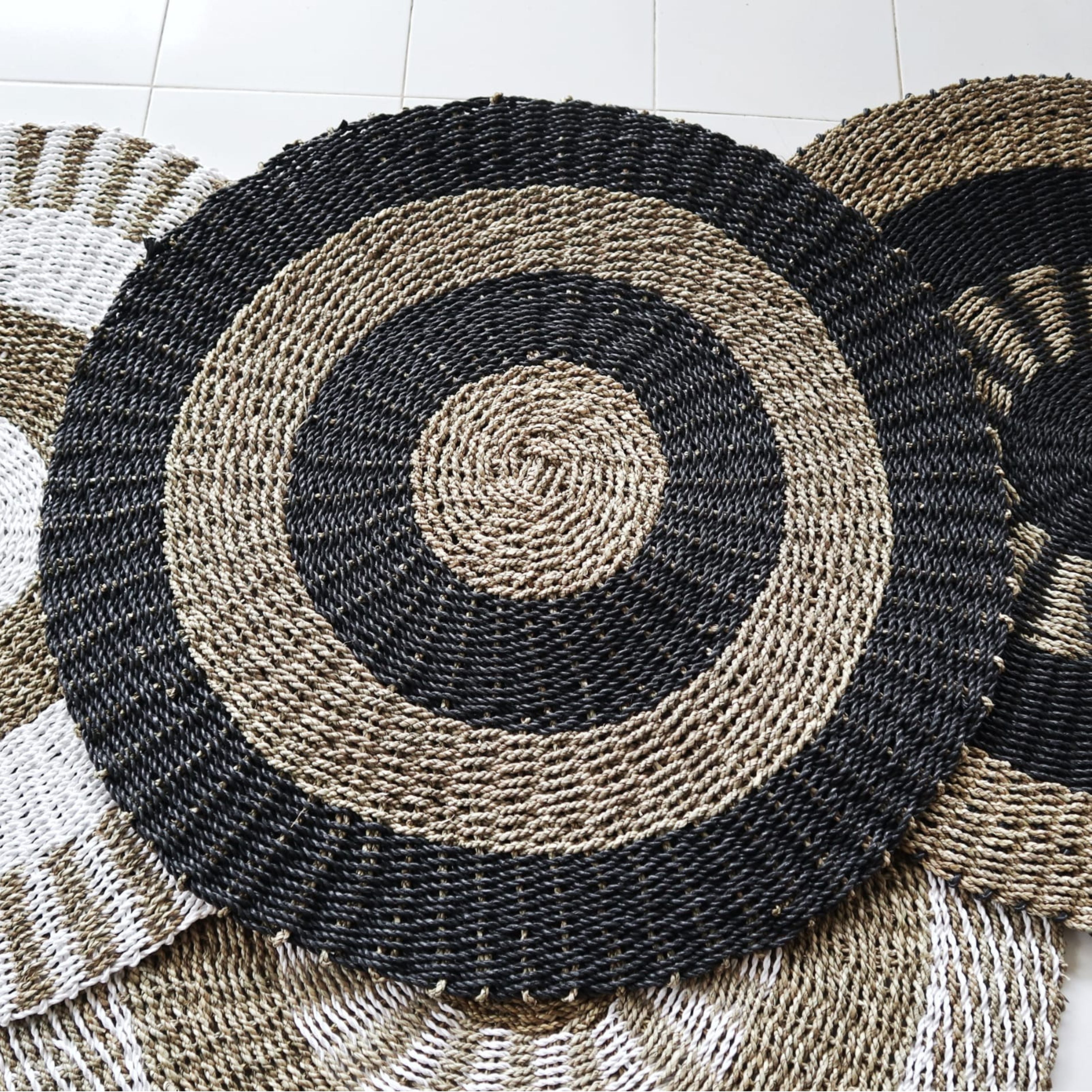 Round Seagrass Rug – 1m | Black & Tan Boho Floor Rug