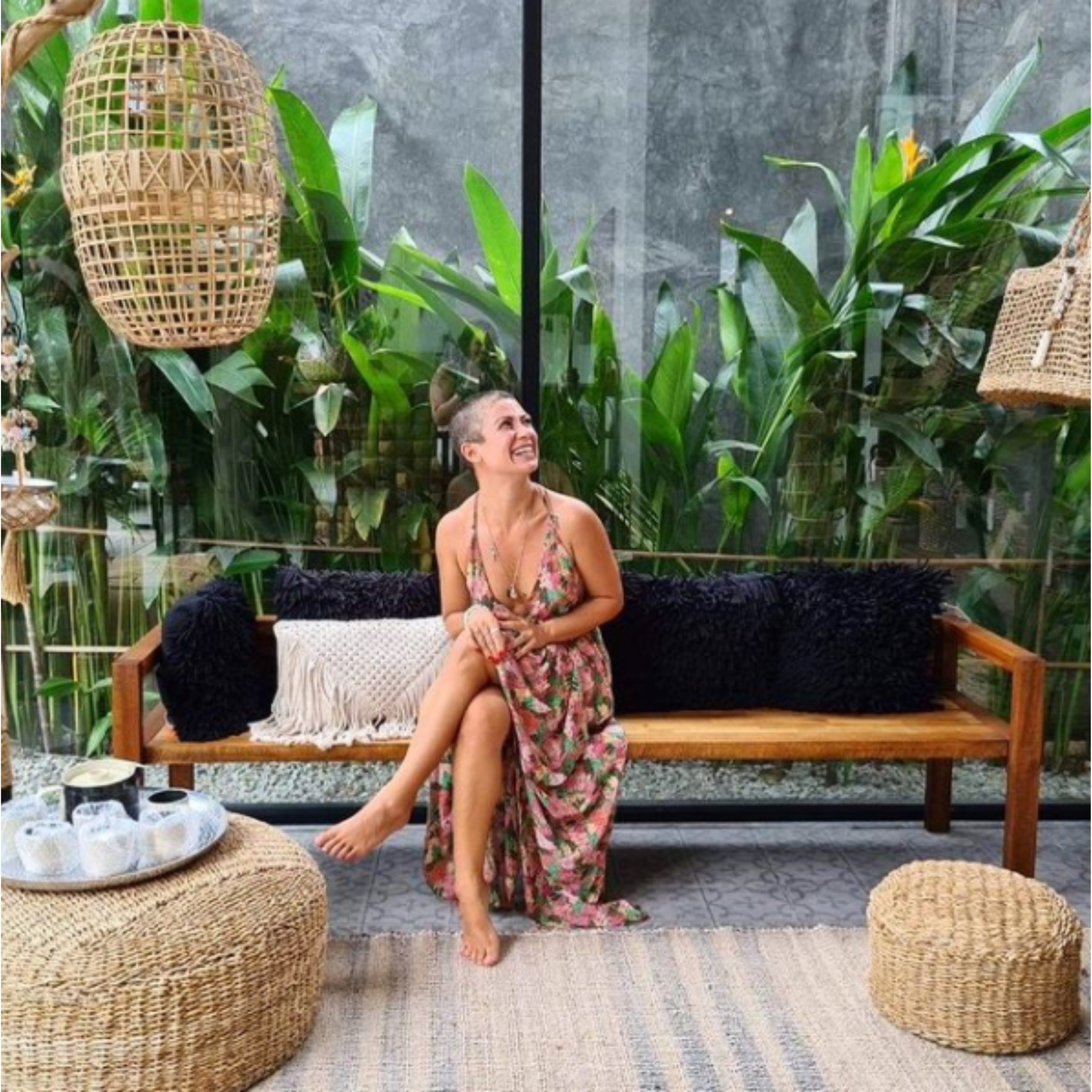 Footstool - Medan, Pouffe