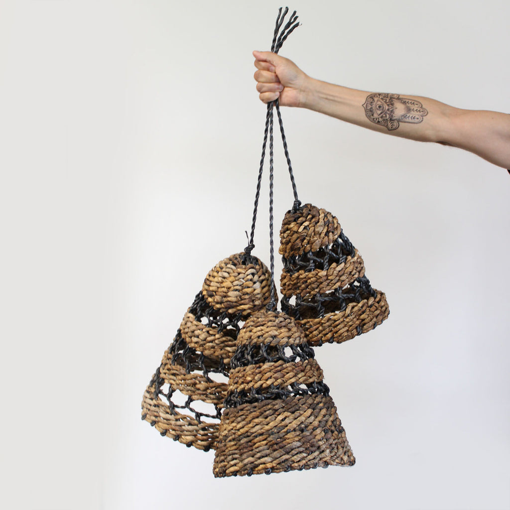 Natural Banana Leaf & Abu-Abu Raffia Lamp Shades – Set of 3 Image 4