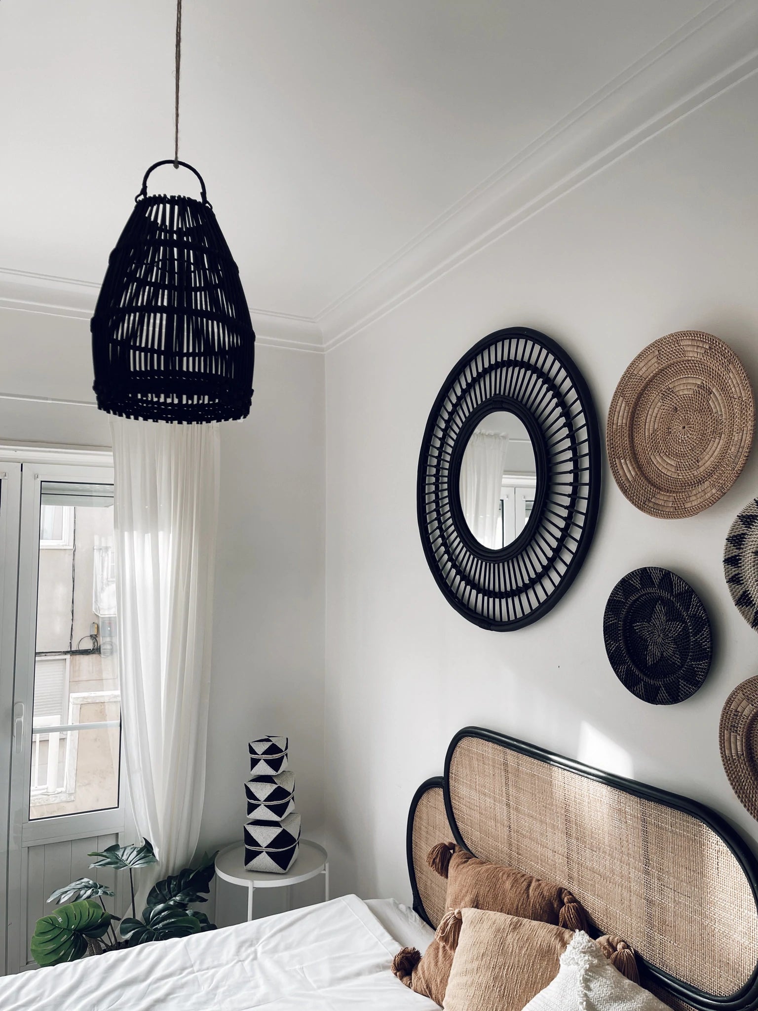 Rattan Lamp Shade Black, Ayana - Size Small